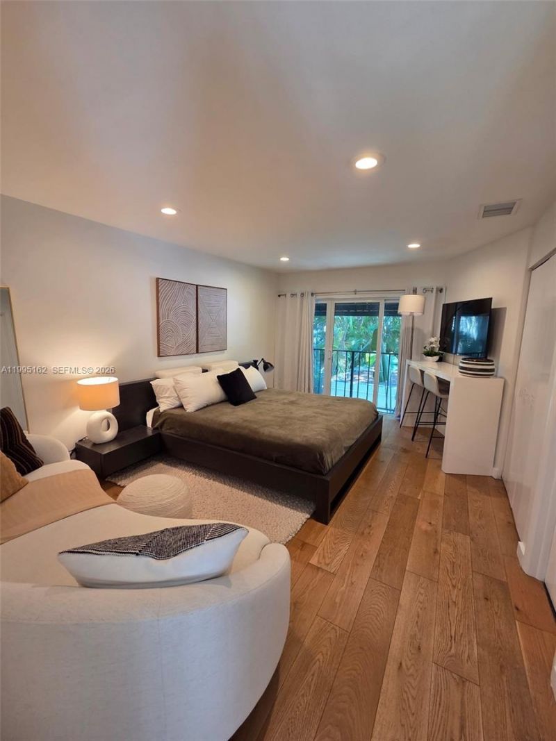 2848 SW 22nd Ave , Miami, FL 33133 Photo