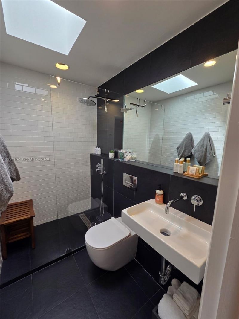 2848 SW 22nd Ave , Miami, FL 33133 Photo