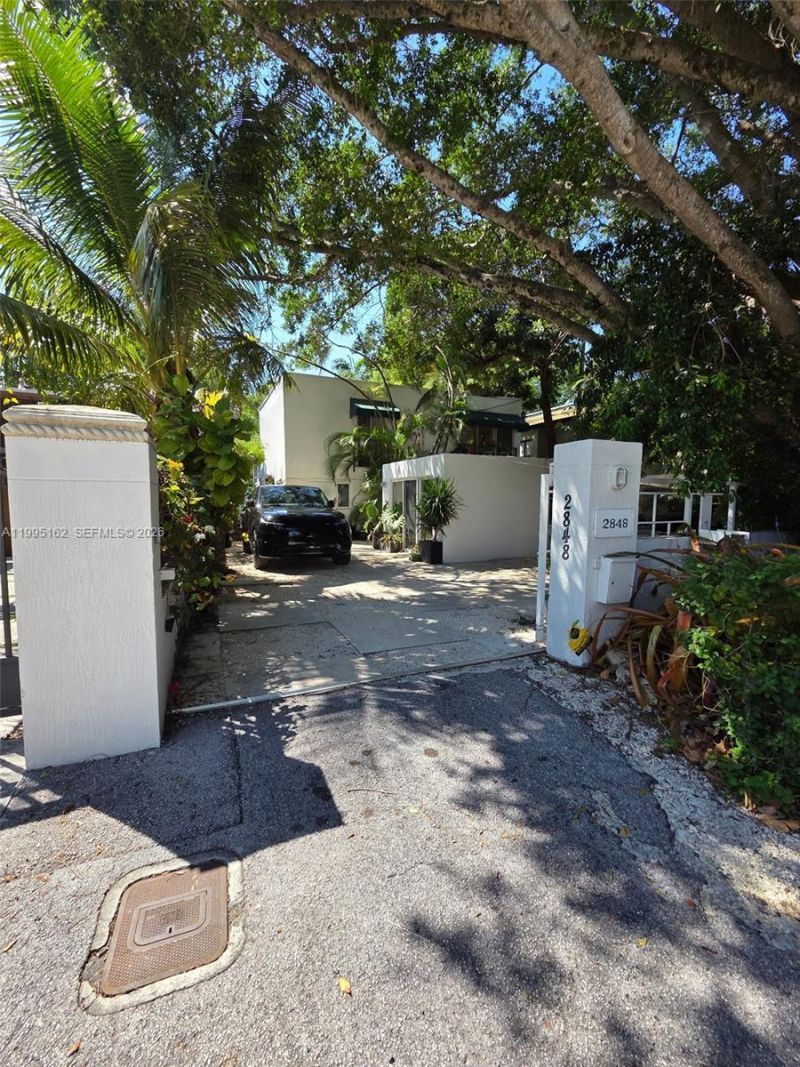 2848 SW 22nd Ave , Miami, FL 33133 Photo