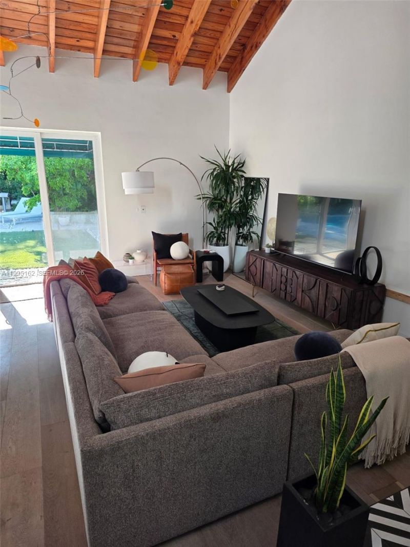 2848 SW 22nd Ave , Miami, FL 33133 Photo