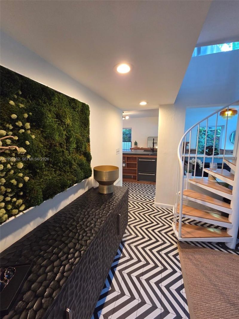 2848 SW 22nd Ave , Miami, FL 33133 Photo