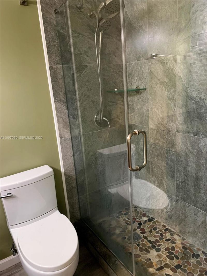 690 SE 23rd Ave, Unit 4, Pompano Beach, FL 33062 Photo