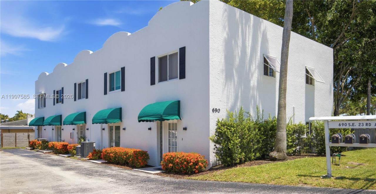 690 SE 23rd Ave, Unit 4, Pompano Beach, FL 33062 Photo