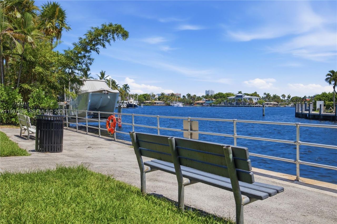 690 SE 23rd Ave, Unit 4, Pompano Beach, FL 33062 Photo