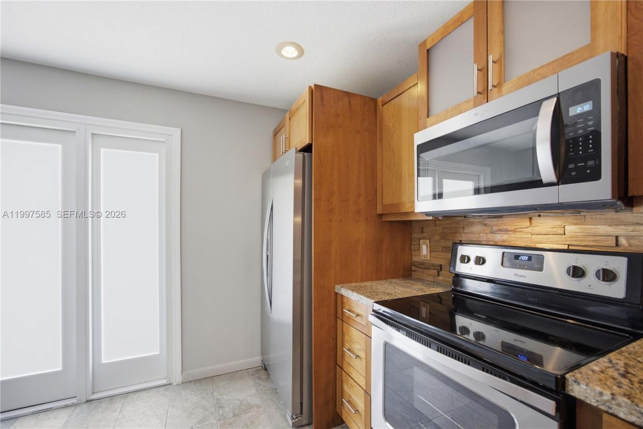 690 SE 23rd Ave, Unit 4, Pompano Beach, FL 33062 Photo