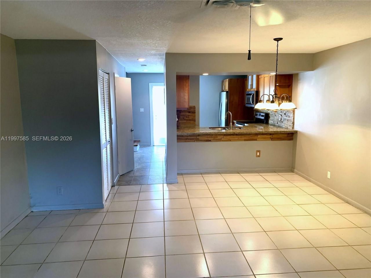 690 SE 23rd Ave, Unit 4, Pompano Beach, FL 33062 Photo