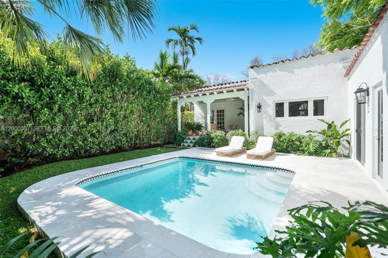 909 Roderigo Ave, Coral Gables, FL 33134 Photo
