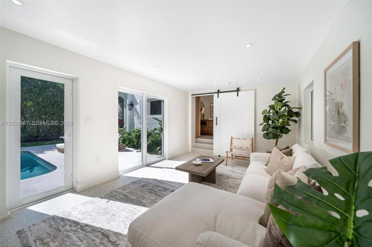 909 Roderigo Ave, Coral Gables, FL 33134 Photo