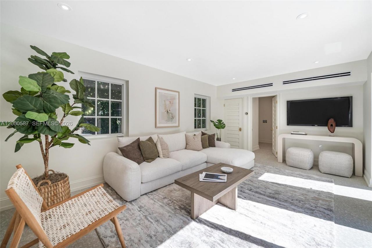 909 Roderigo Ave, Coral Gables, FL 33134 Photo