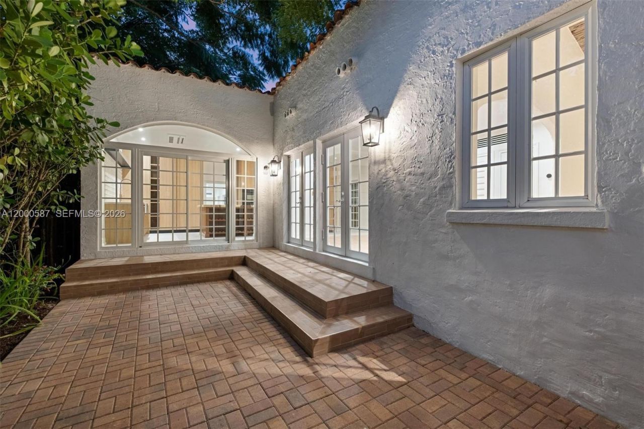 909 Roderigo Ave , Coral Gables, FL 33134 Photo