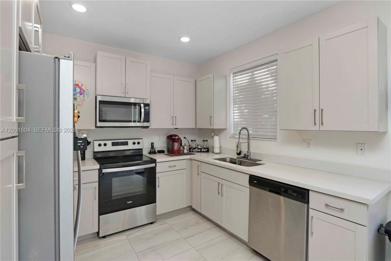 2432 SE 10th Ct, Unit ., Homestead, FL 33035 Photo