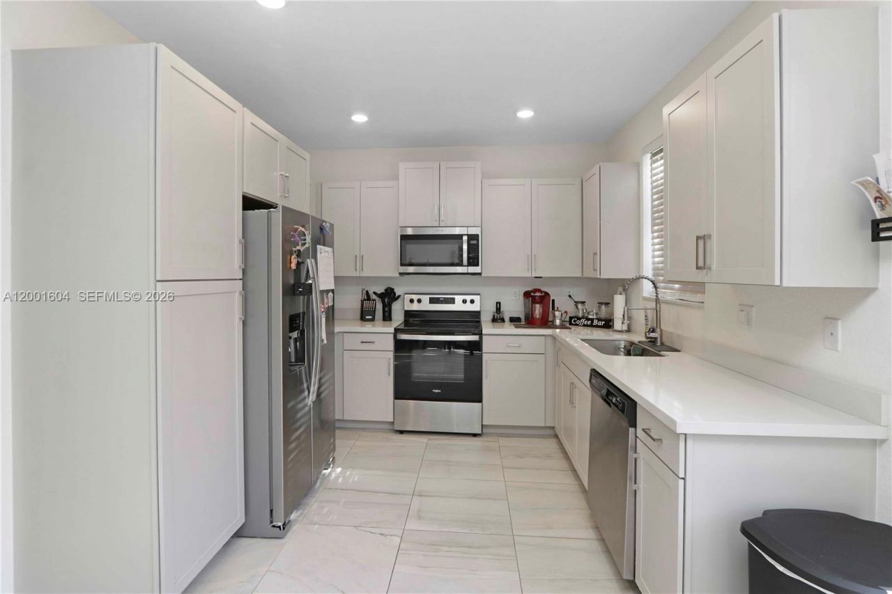 2432 SE 10th Ct, Unit ., Homestead, FL 33035 Photo