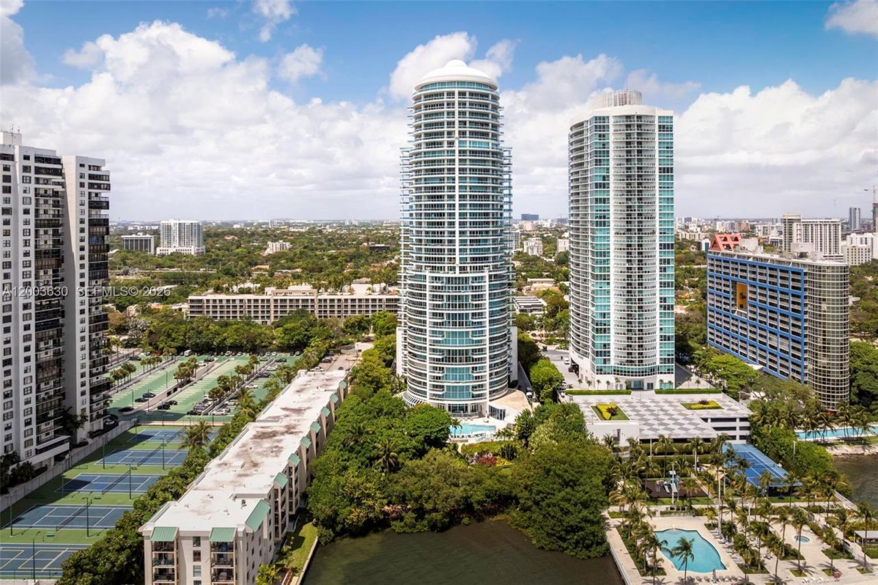 2127 Brickell Ave, Unit 1805, Miami, FL 33129 Photo