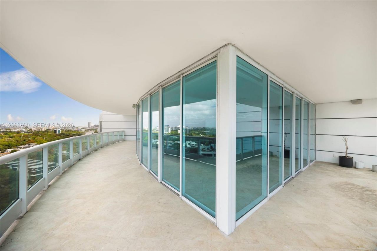 2127 Brickell Ave, Unit 1805, Miami, FL 33129 Photo