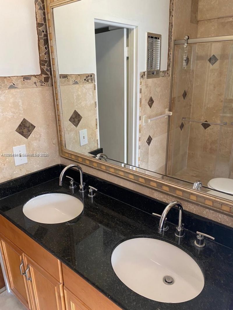 9455 Bay Harbor Ter, Unit 7S, Bay Harbor Islands, FL 33154 Photo