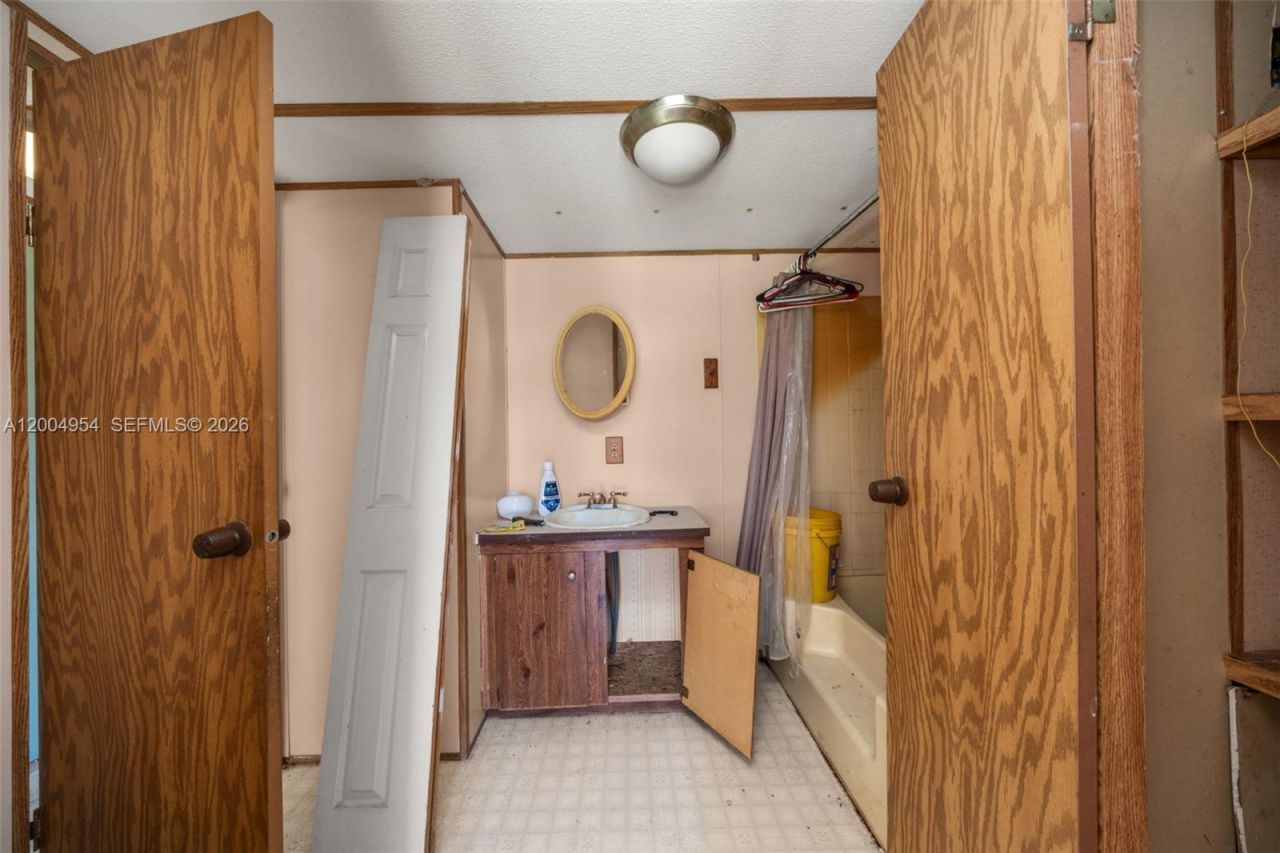 2316 Gem Stone , Sebring, FL 33857 Photo