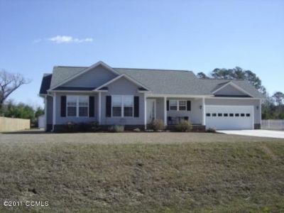 214 Raven Ridge Court, Swansboro, NC 28584 Main Photo