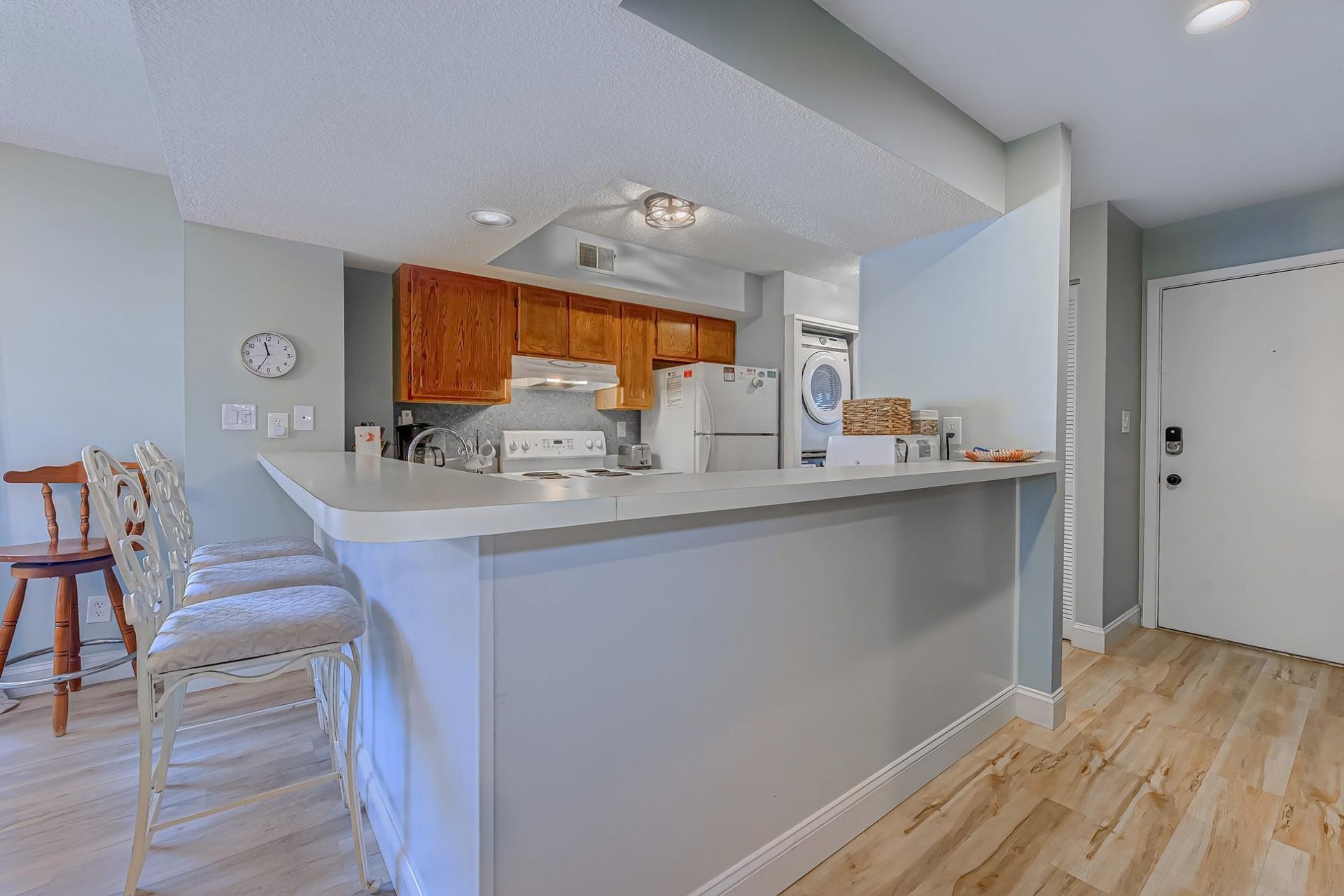 250 Maison Dr.  Photo 13