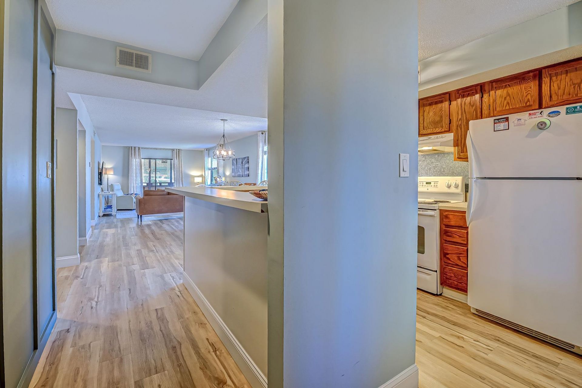 250 Maison Dr.  Photo 14