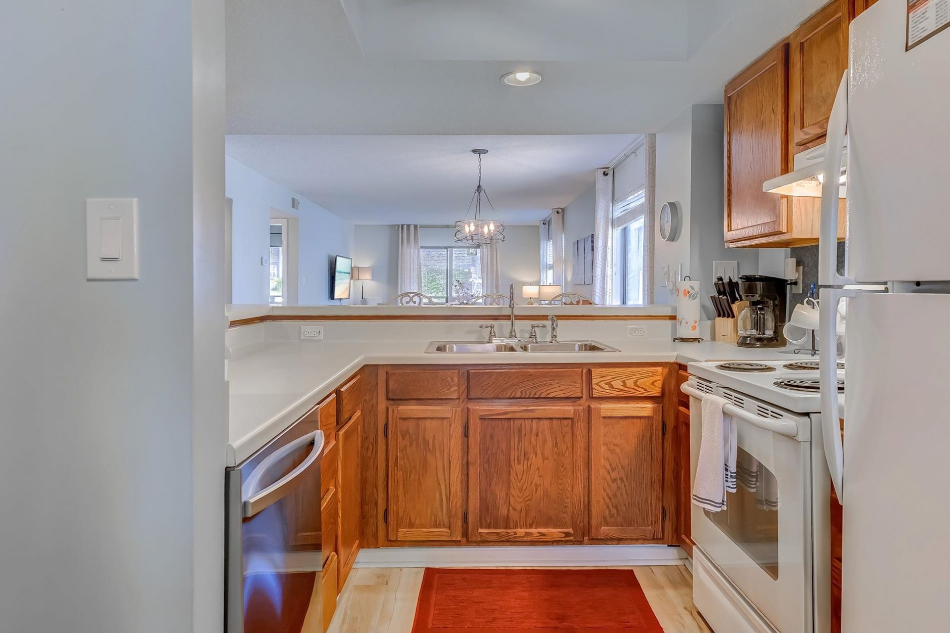 250 Maison Dr.  Photo 15