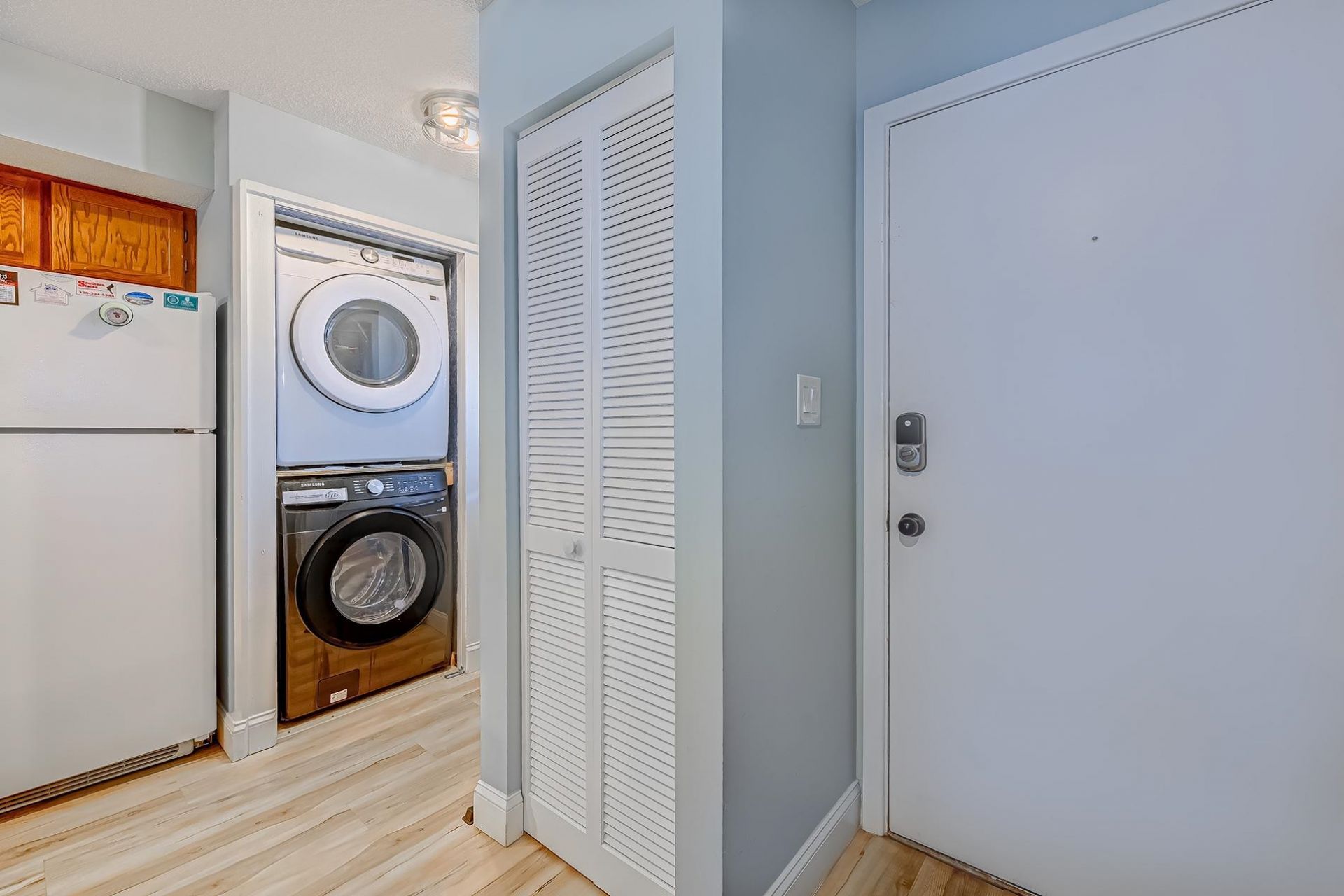 250 Maison Dr.  Photo 16