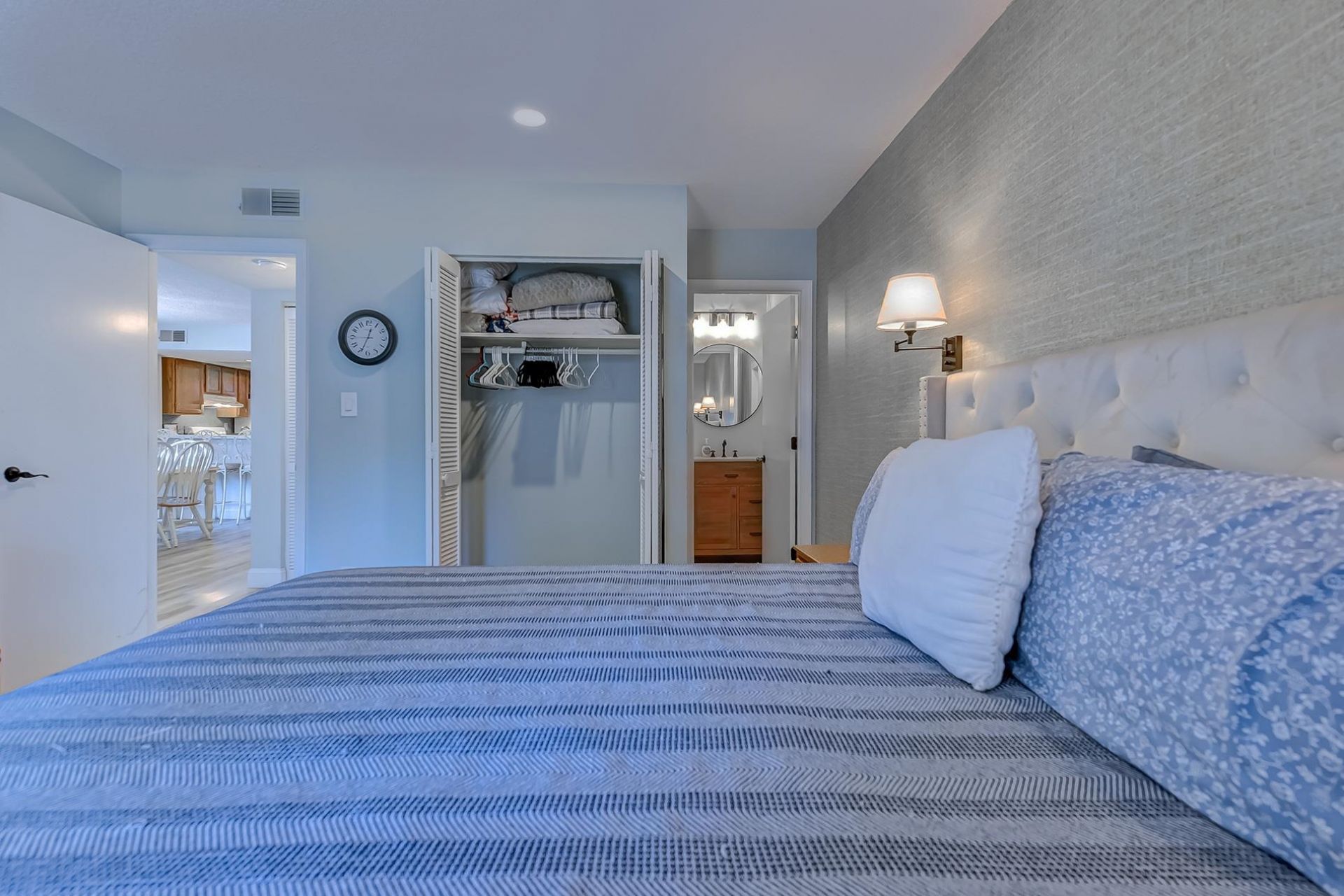 250 Maison Dr.  Photo 21