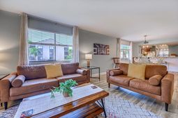 250 Maison Dr.  photo 4