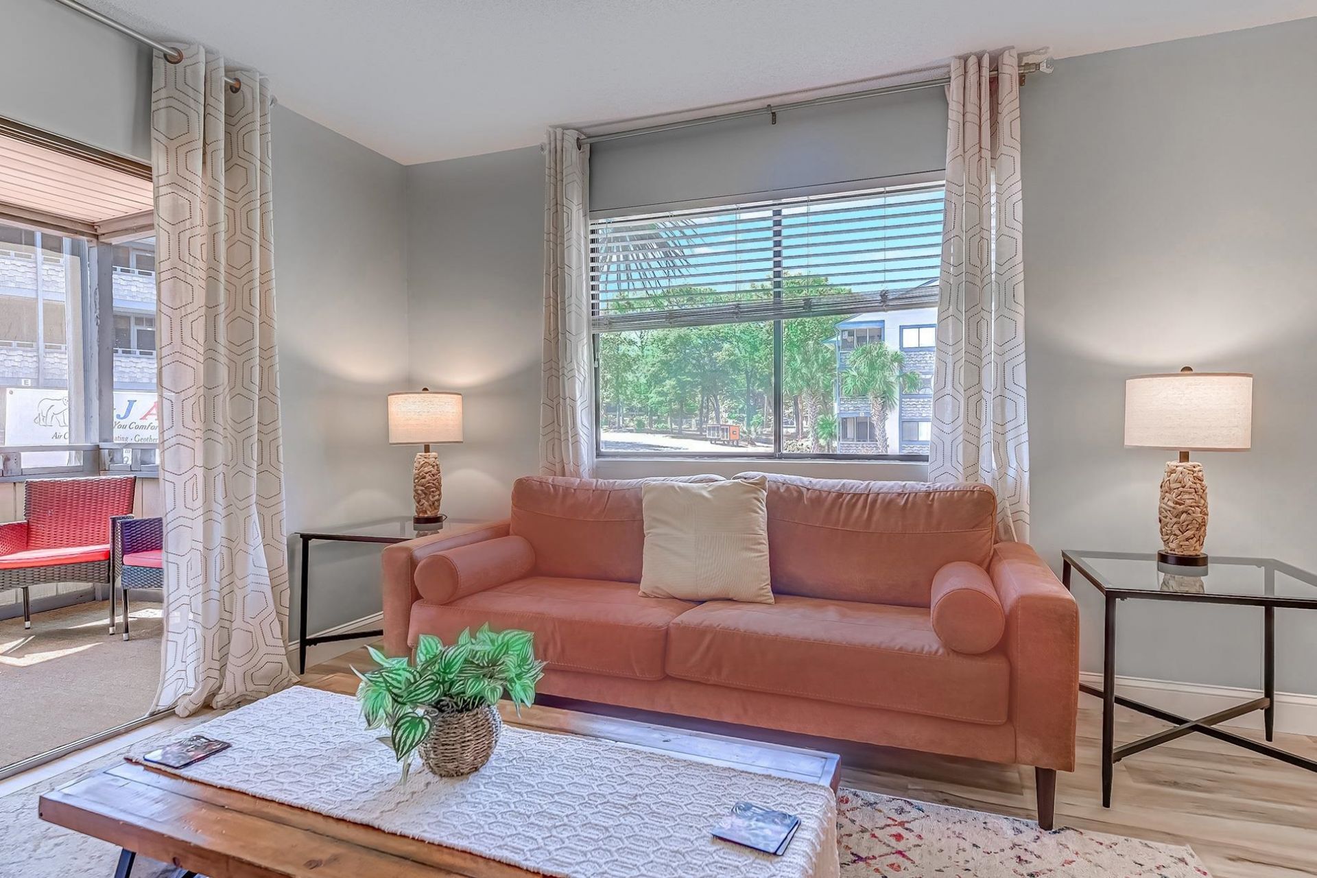 250 Maison Dr.  Photo 8