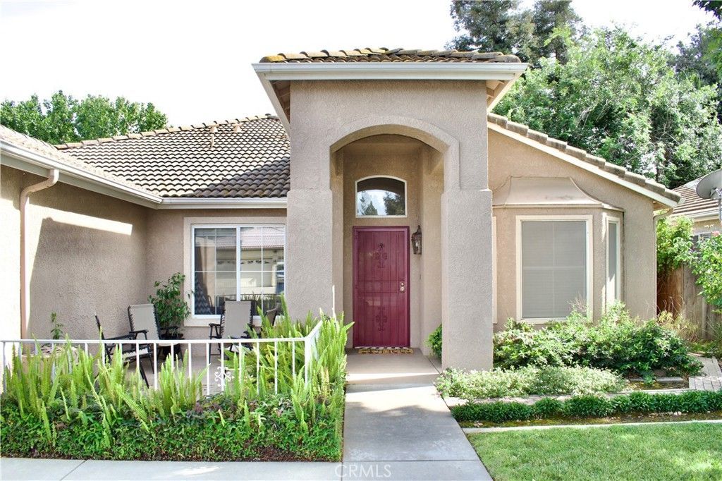 2333 E Omaha, Fresno, CA 93720 Main Photo