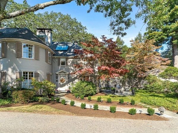 2 Phillips Pond Rd, Unit B, Natick, MA 01760