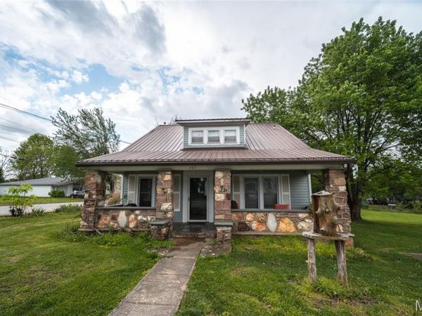 705 E Gibbs Street , Salem, MO 65560