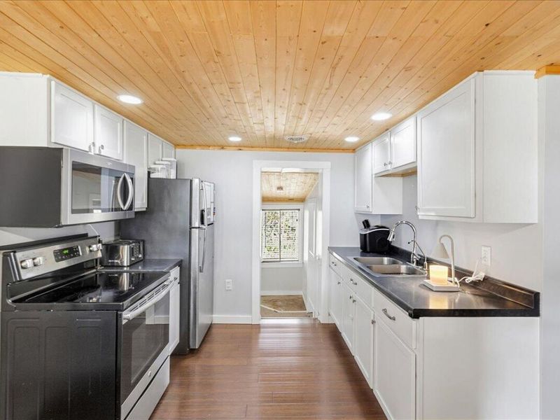 11223 Kootenay Path, Lakeview, OH 43331 Photo 10