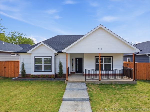 511 N Birch Avenue , Broken Arrow, OK 74012