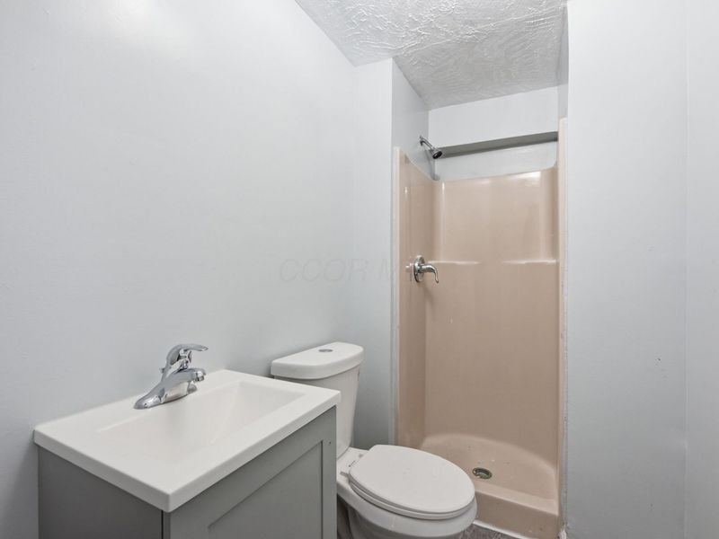 1380 Stanwix Court, Columbus, OH 43223 Photo 32