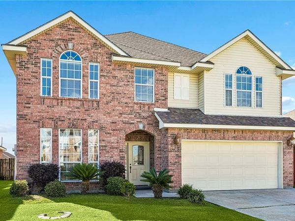 1280 ARTESA Drive , Marrero, LA 70072