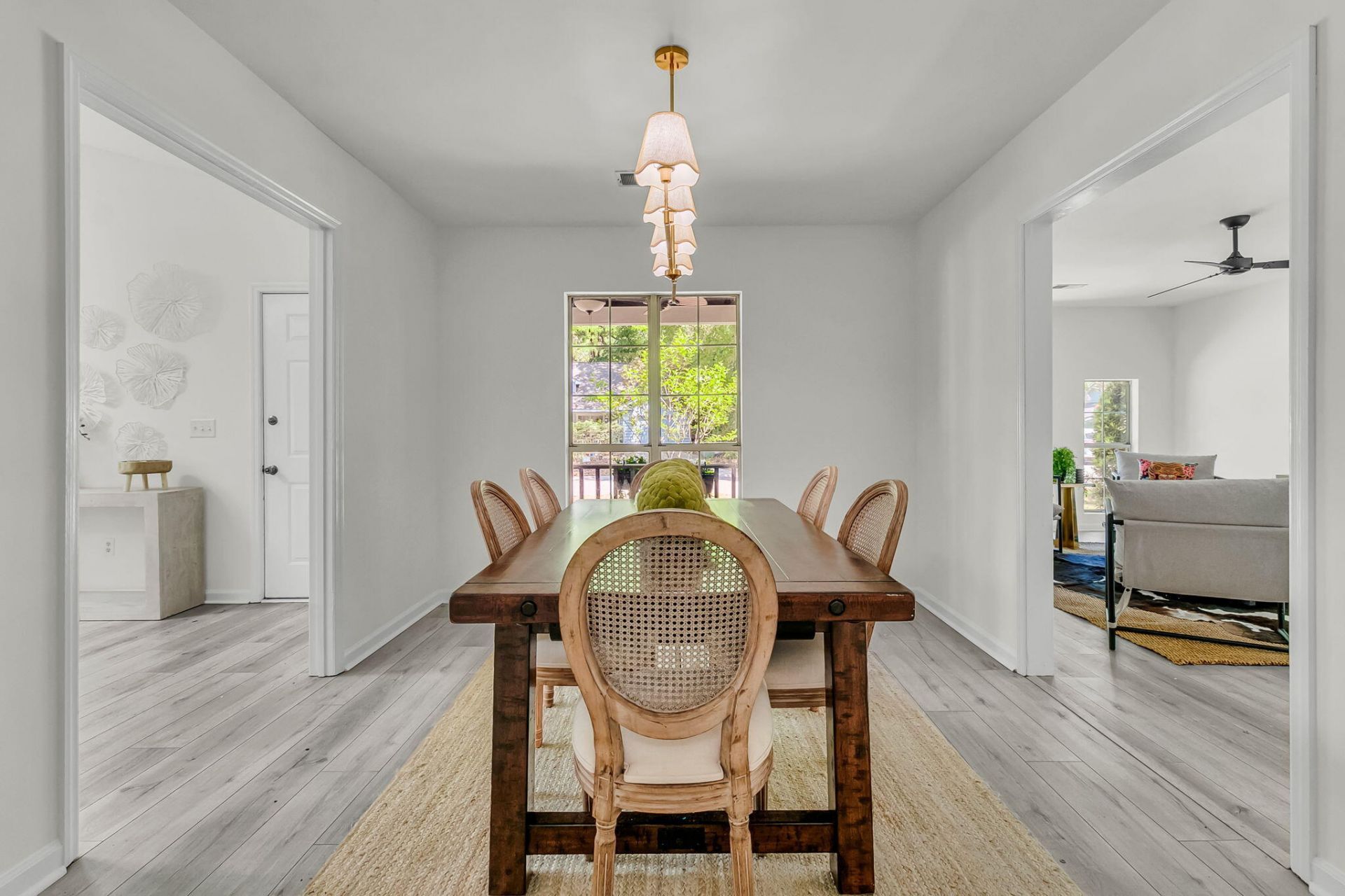 1252 Llewellyn Road Photo 10