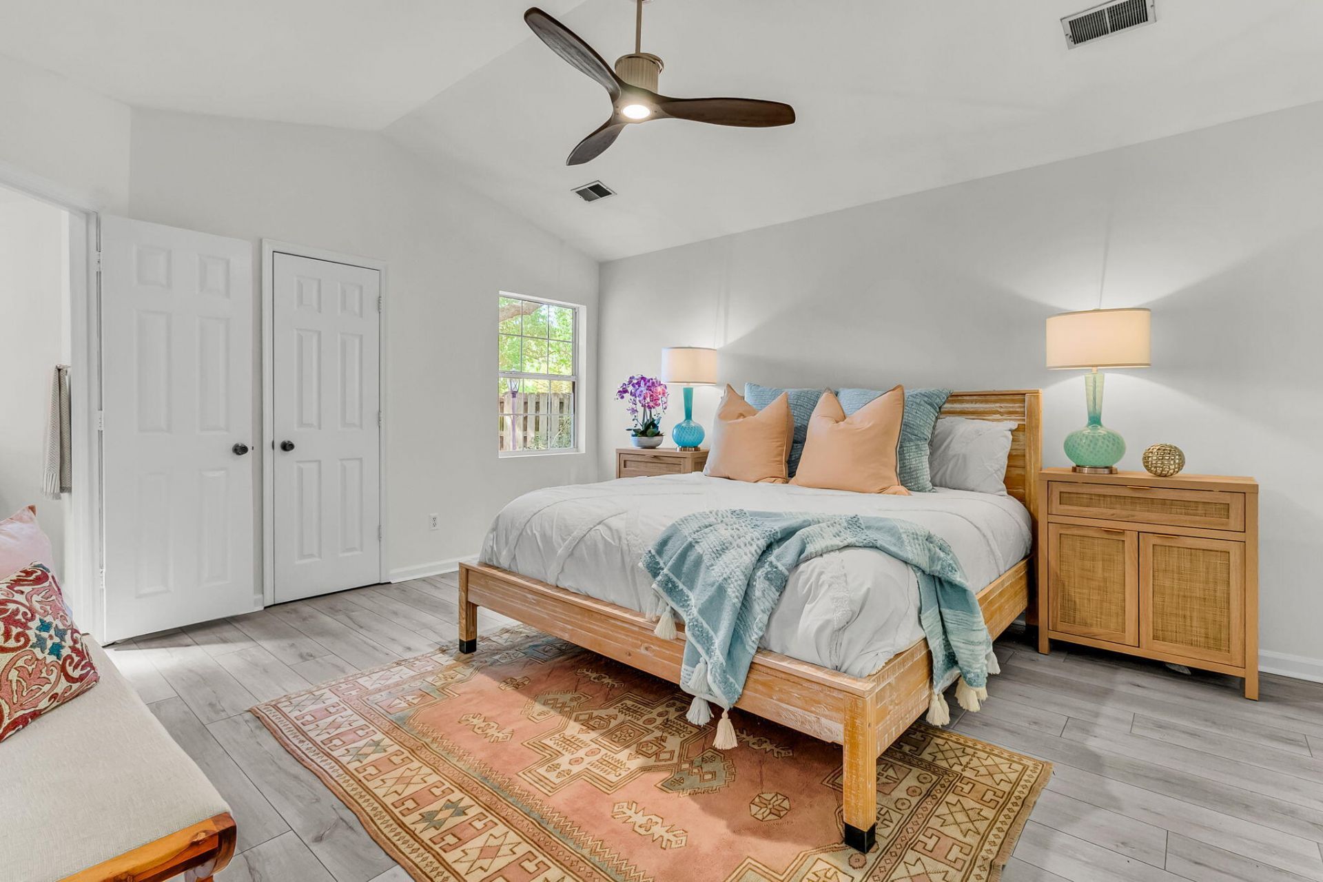 1252 Llewellyn Road Photo 19