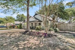 1252 Llewellyn Road photo 4