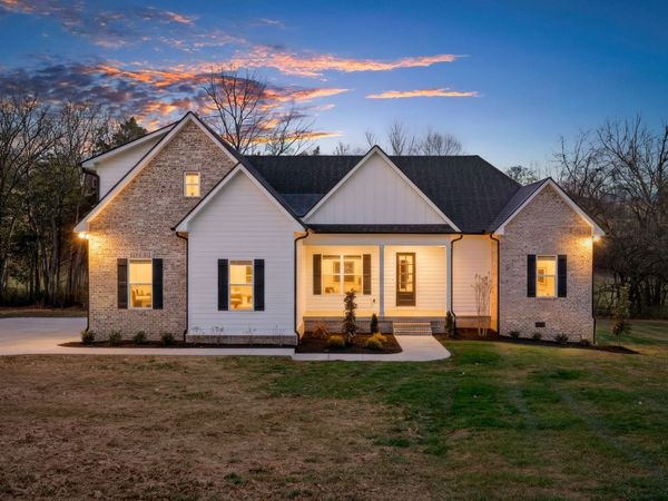 330 Thoroughbred Ln , Hartsville, TN 37074