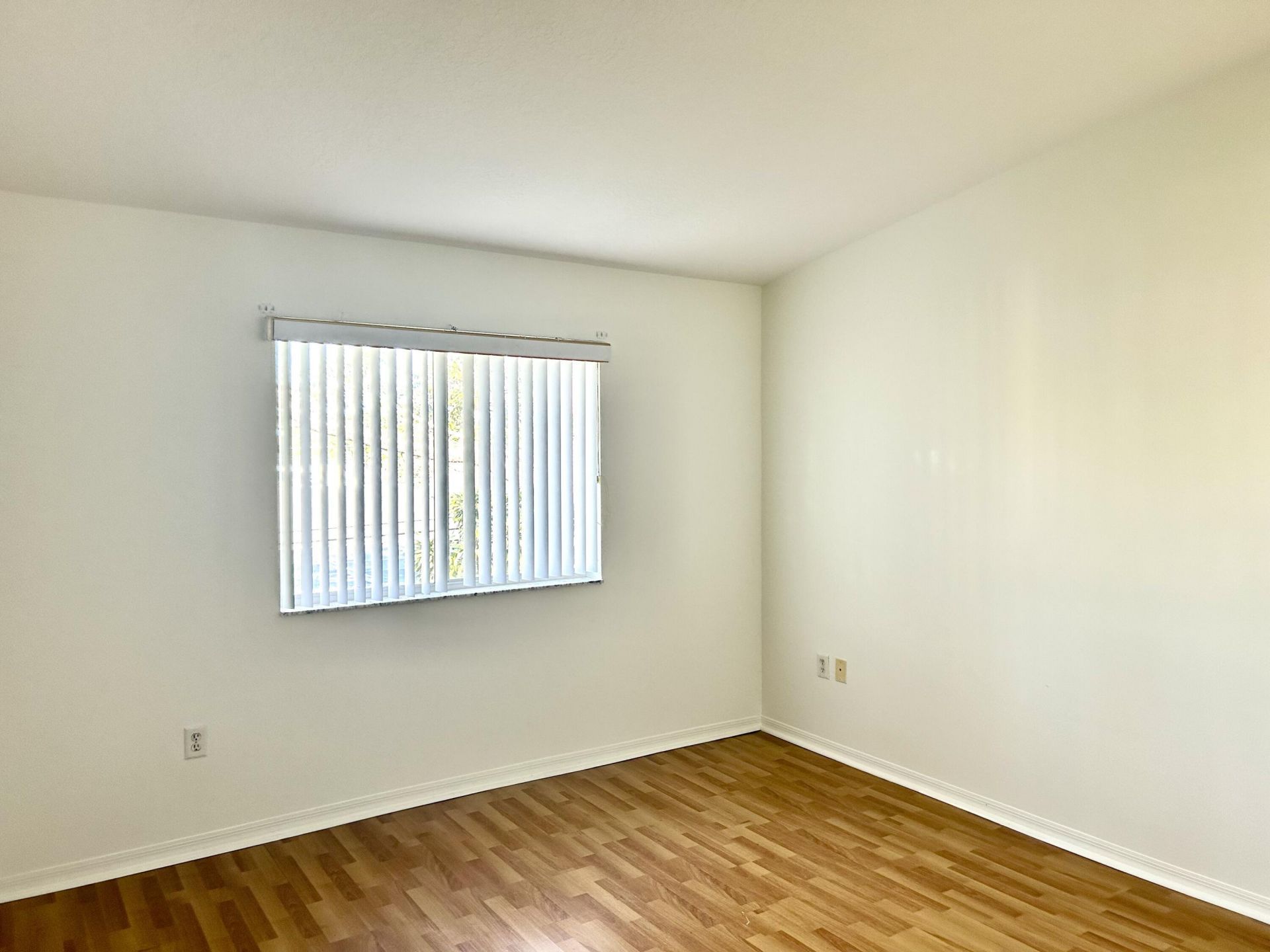 621 NW 78th Terrace, Unit 205, Pembroke Pines, FL 33024 Photo