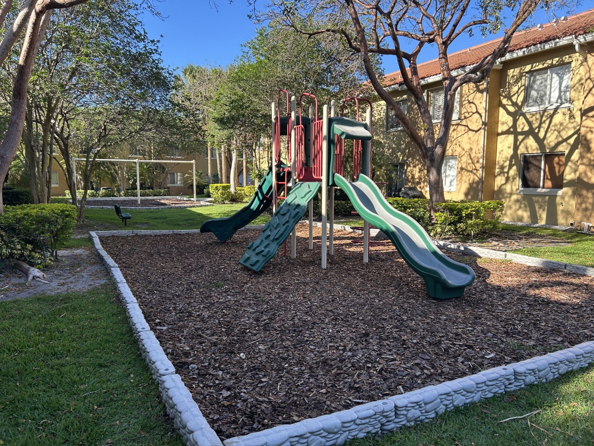 621 NW 78th Terrace, Unit 205, Pembroke Pines, FL 33024 Photo