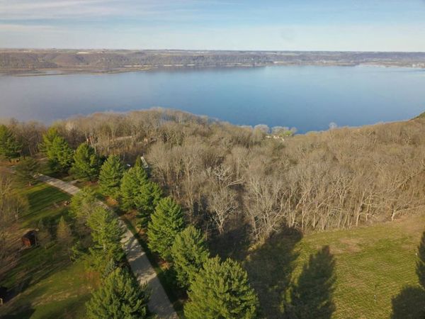 14921 Eagle Ridge Road, Ferryville, WI 54628