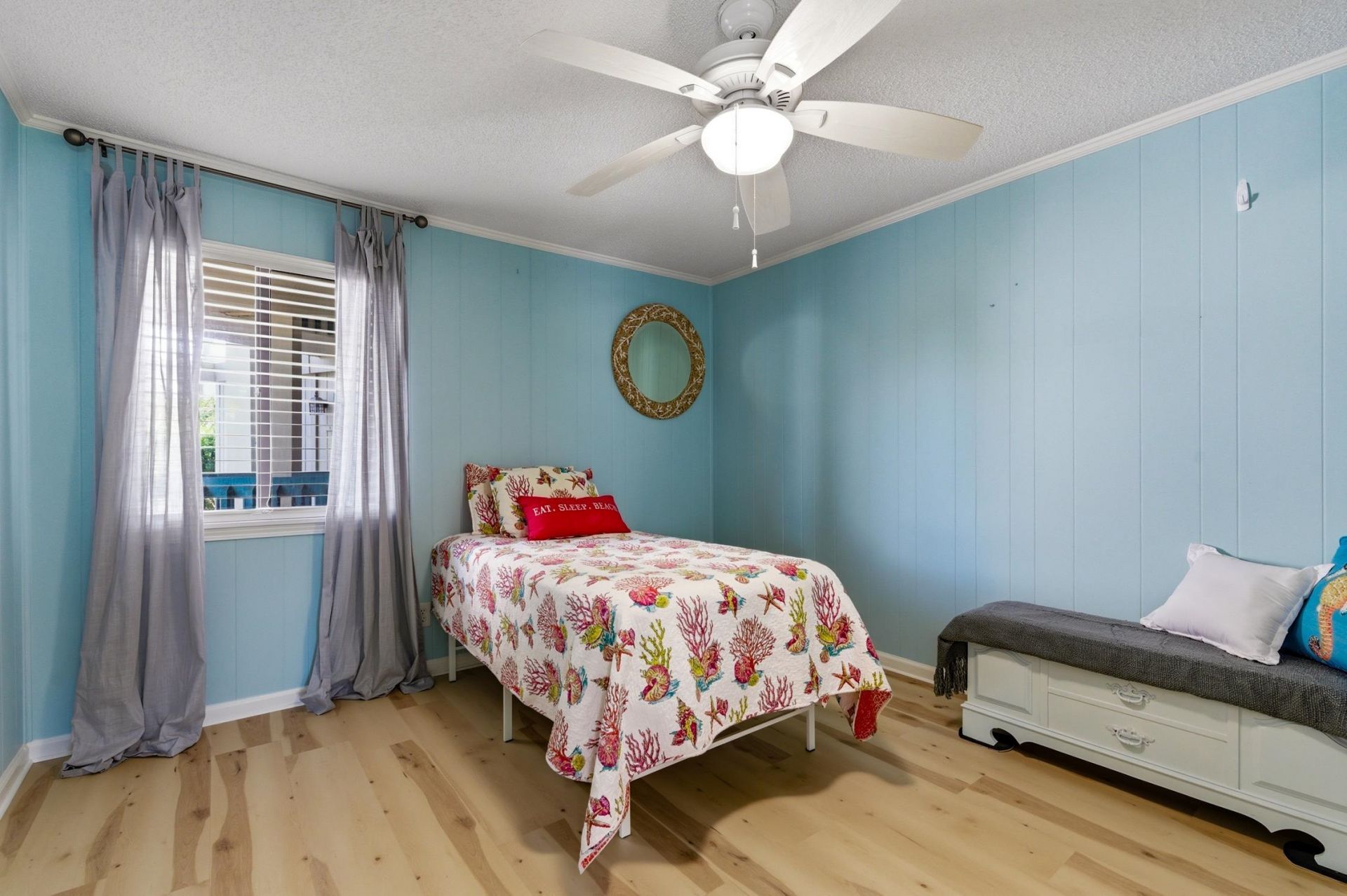 1647 S Waccamaw Dr.  Photo 15