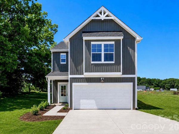 3139 Old Mountain Road, Stoney Point, NC 28678