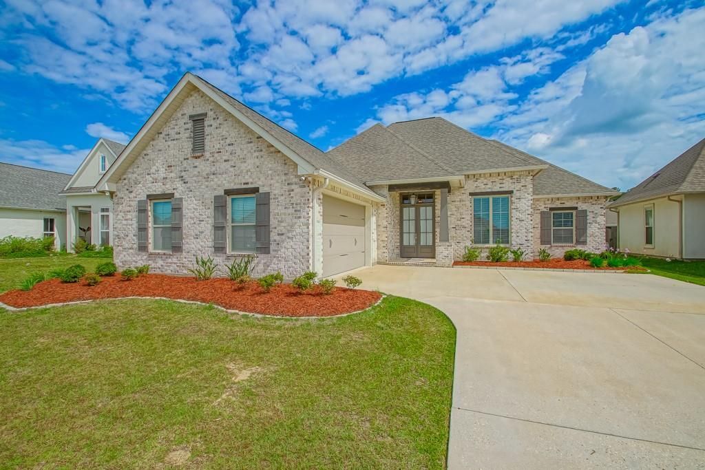 8028 BEDICO TRAIL Lane, Madisonville, LA 70447