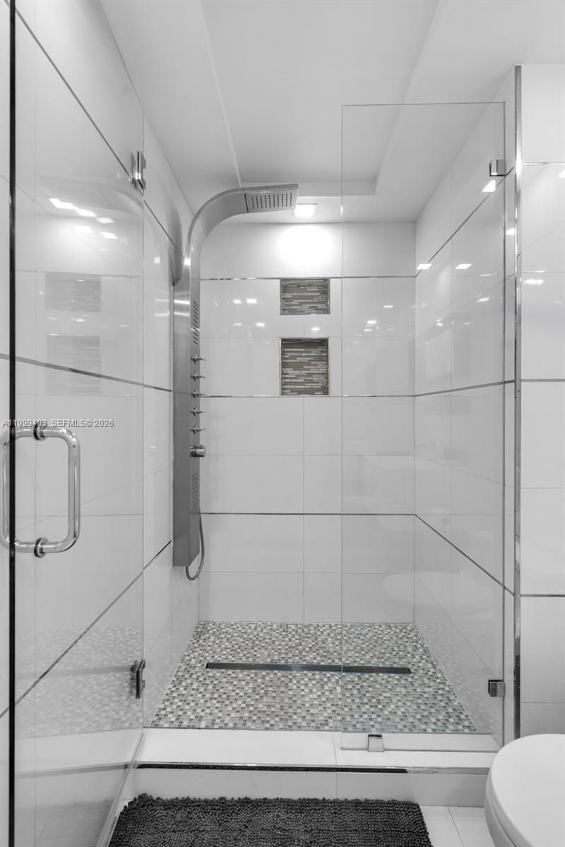 4775 Collins Ave, Unit 3608, Miami Beach, FL 33140 Photo