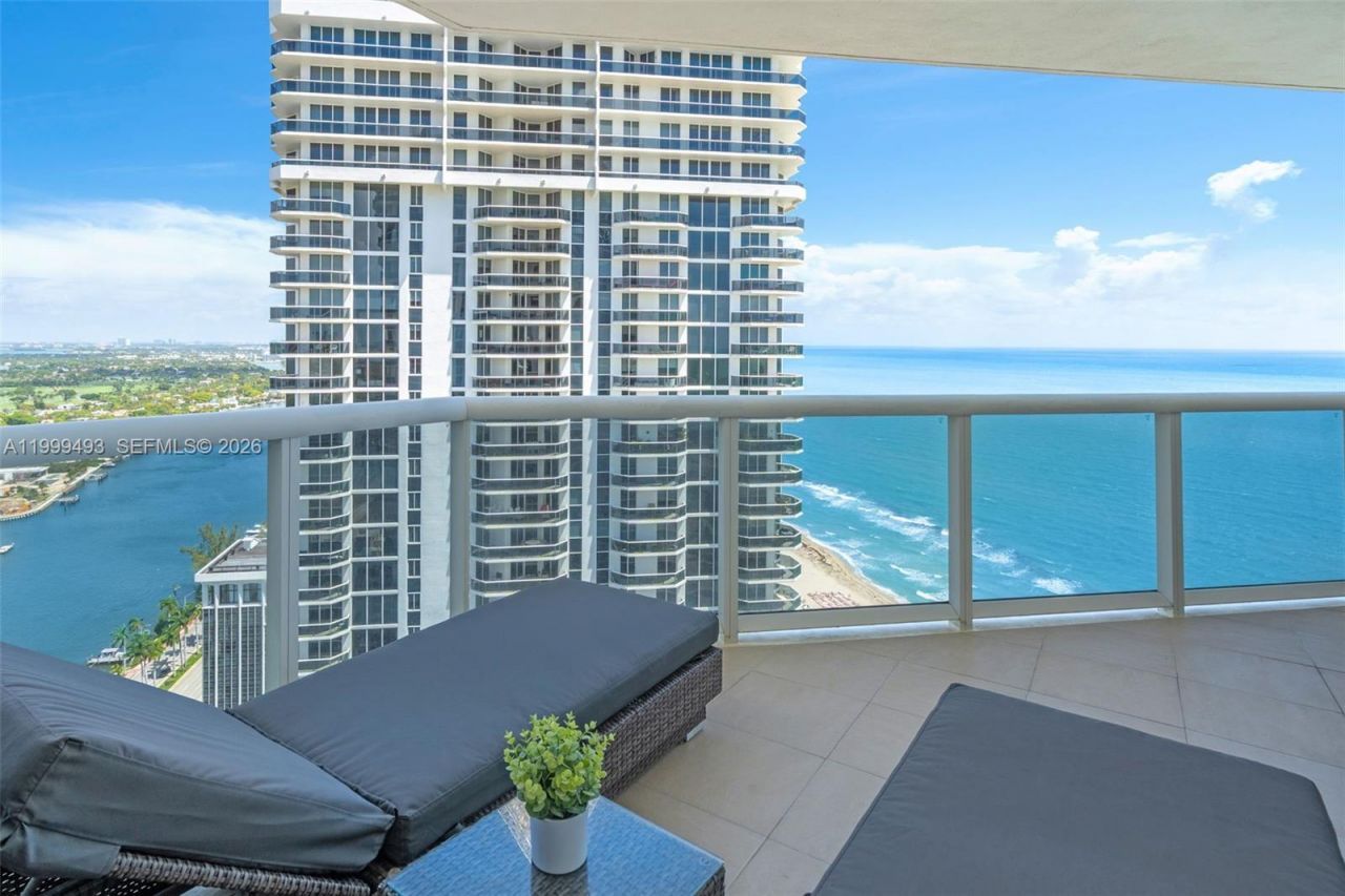4775 Collins Ave, Unit 3608, Miami Beach, FL 33140 Photo
