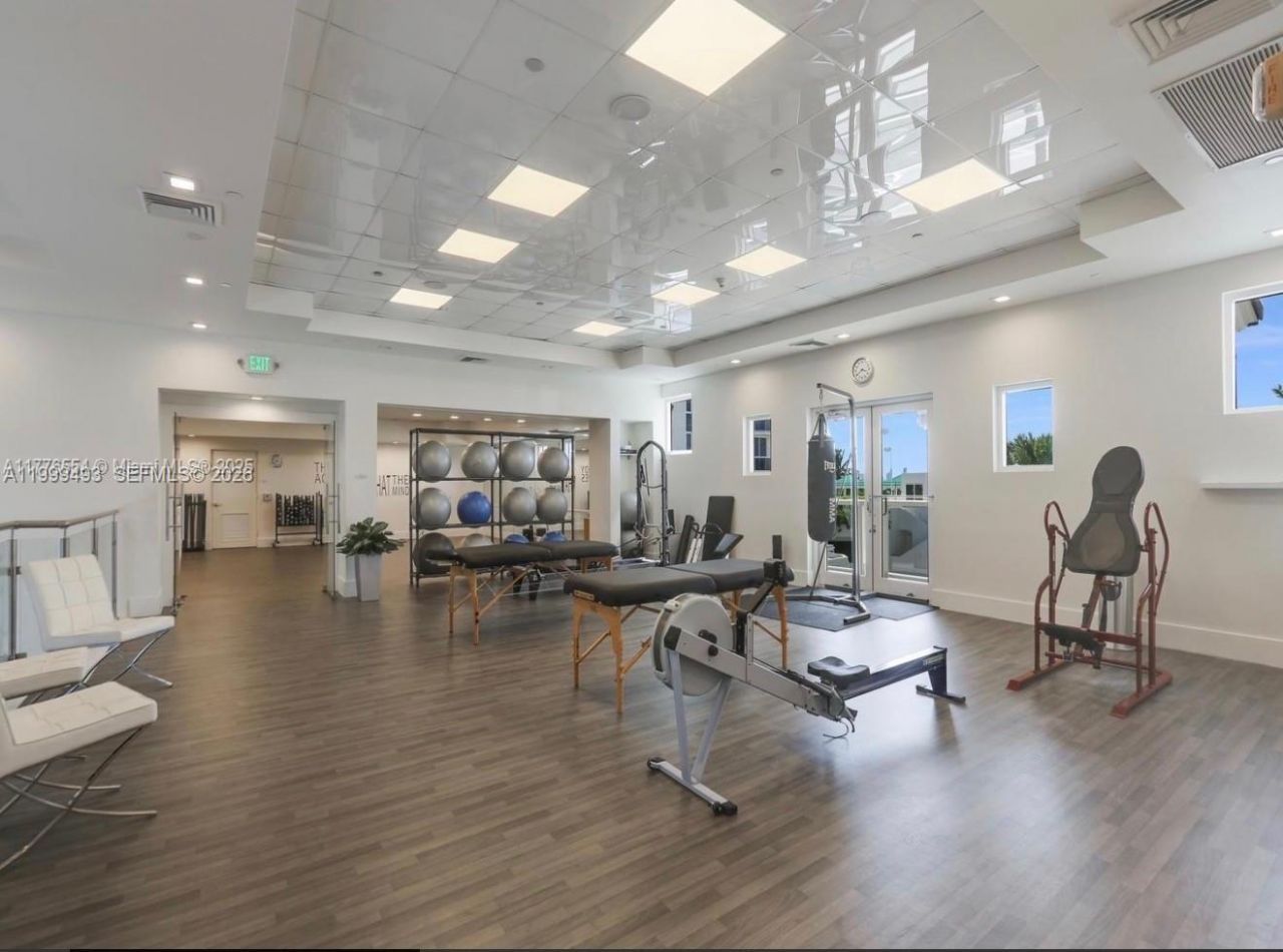 4775 Collins Ave, Unit 3608, Miami Beach, FL 33140 Photo