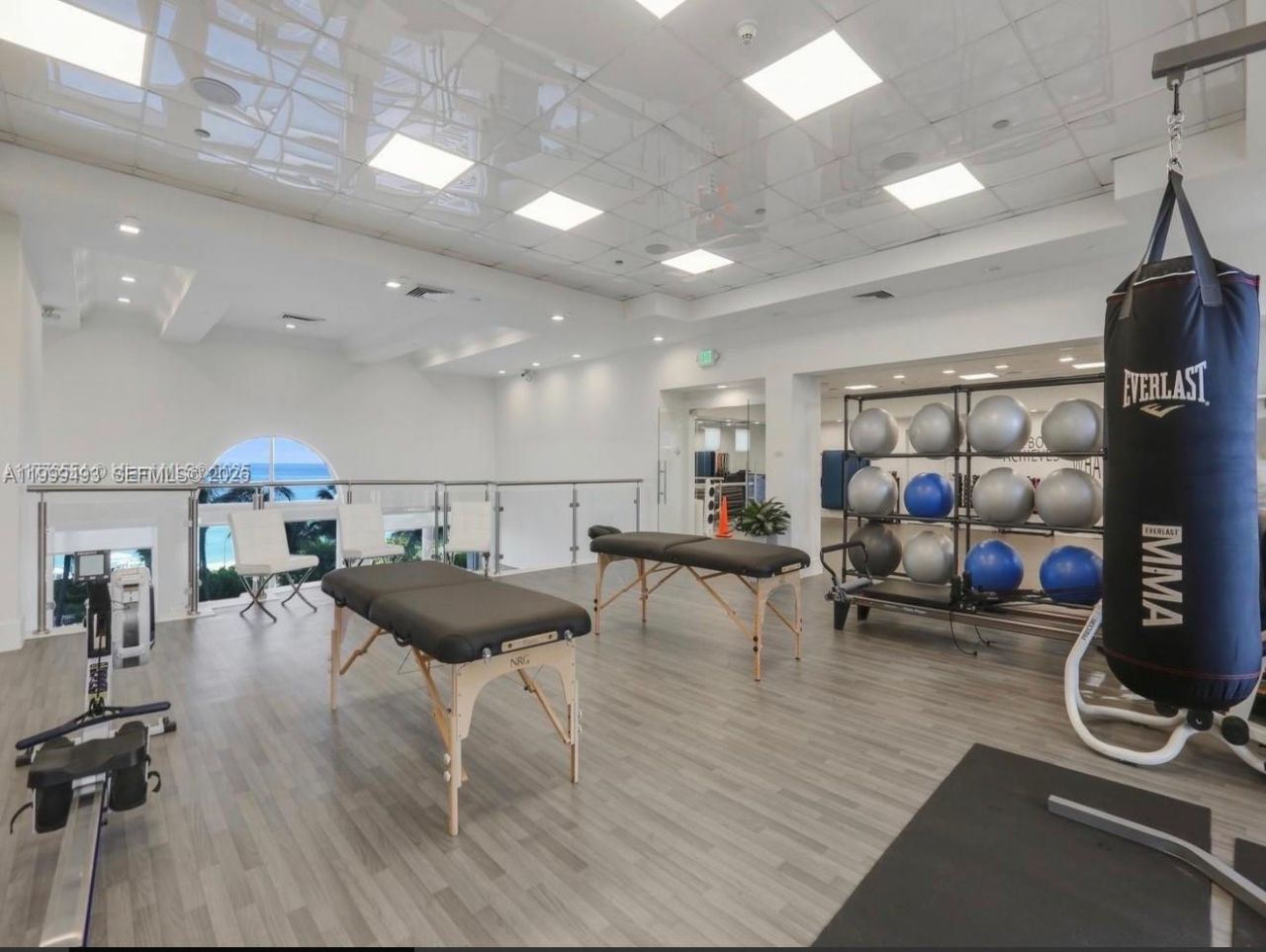 4775 Collins Ave, Unit 3608, Miami Beach, FL 33140 Photo