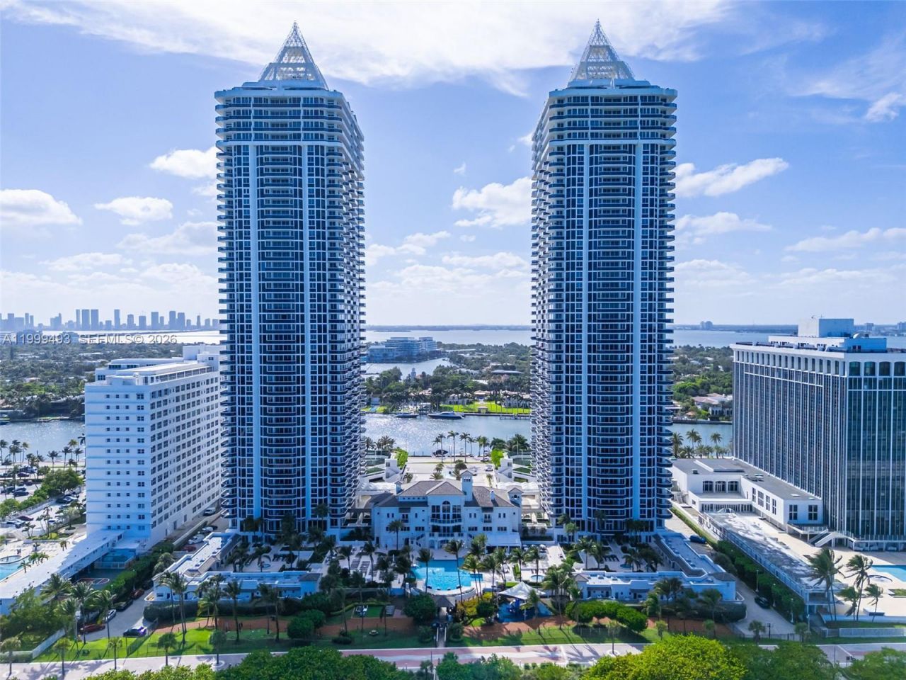 4775 Collins Ave, Unit 3608, Miami Beach, FL 33140 Photo